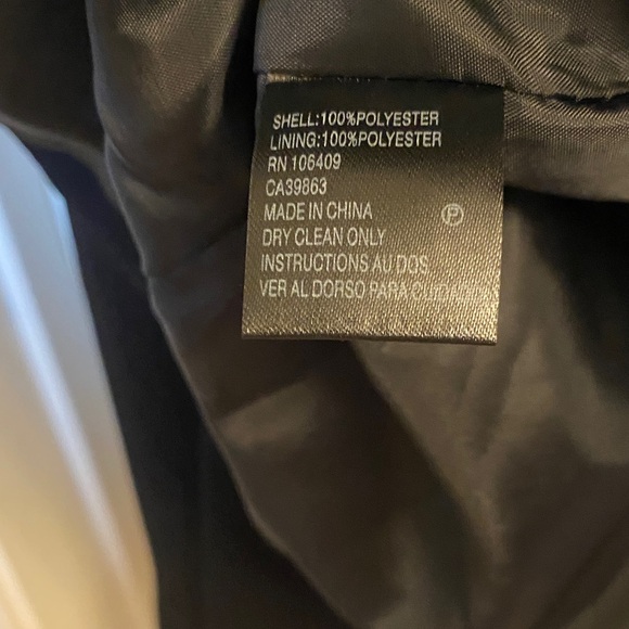 Elegant Black Women's Blazer - Picture 13 of 16